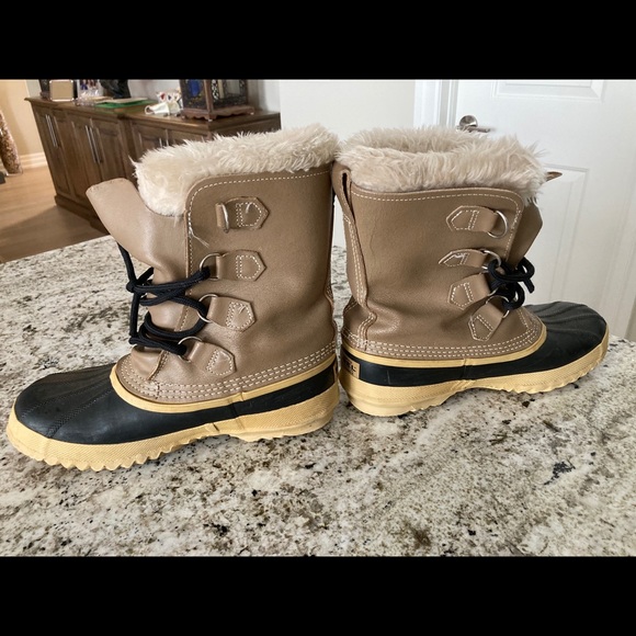 Sorel Wool-insert Leather and Rubber Winter Boots - Picture 3 of 7